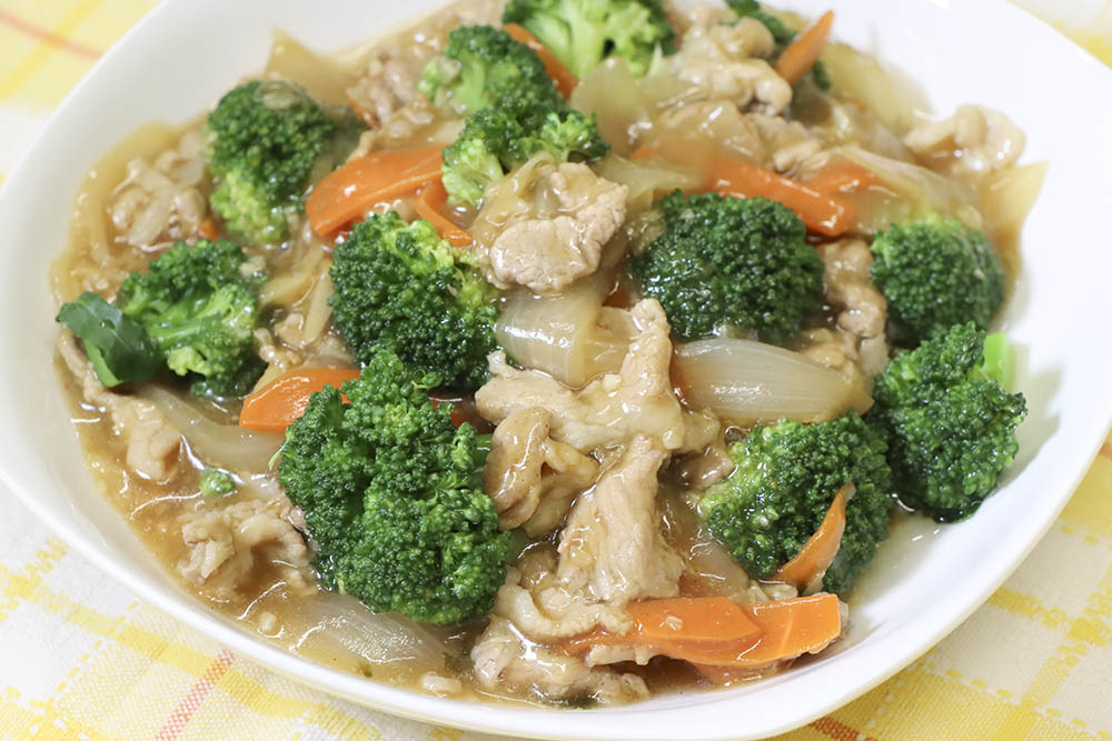 ブロッコリーと豚肉の生姜甘酢炒め